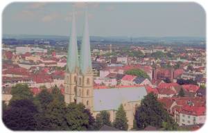 Blick auf die Bielefelder Marienkirche und der Neusstadt